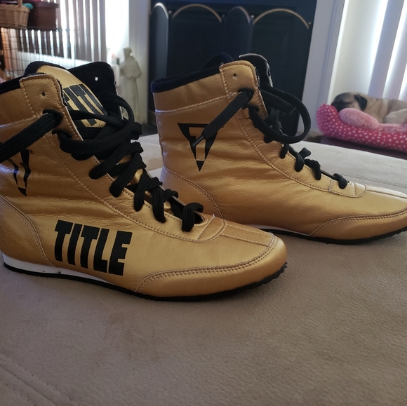 Men's  Sneaker - Picture 2 of 8